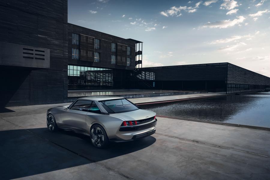  Peugeot e-Legend Concept 2018 года  (фото 6 из 85)